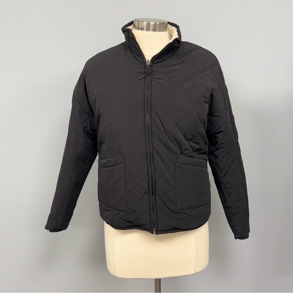 NWT Z SUPPLY ZS On The Go Reversible Jacket Black Quilted & Ivory Teddy Size XS - Picture 9 of 15